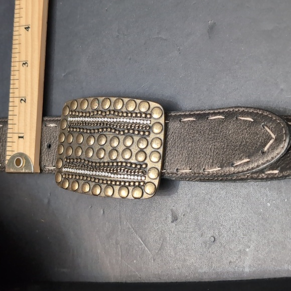 Avion Women's Black Leather Belt with A Large Ornate Studded Buckle. - Picture 4 of 9